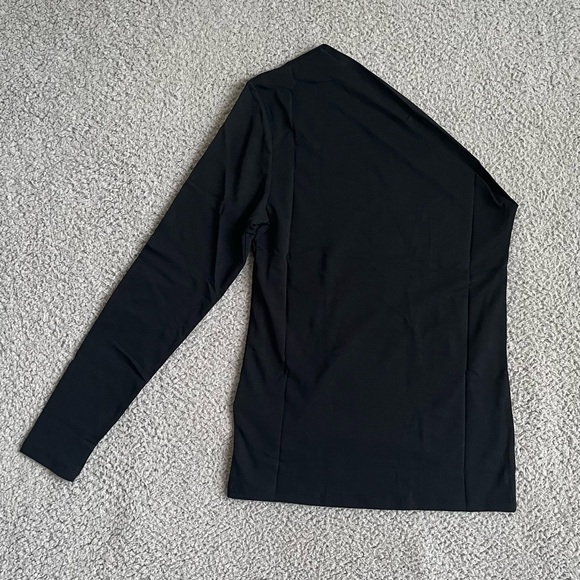 Banana Republic Cotton-Modal One-Sleeve Top Black Size M / L / XL Long Sleeve - Picture 6 of 12